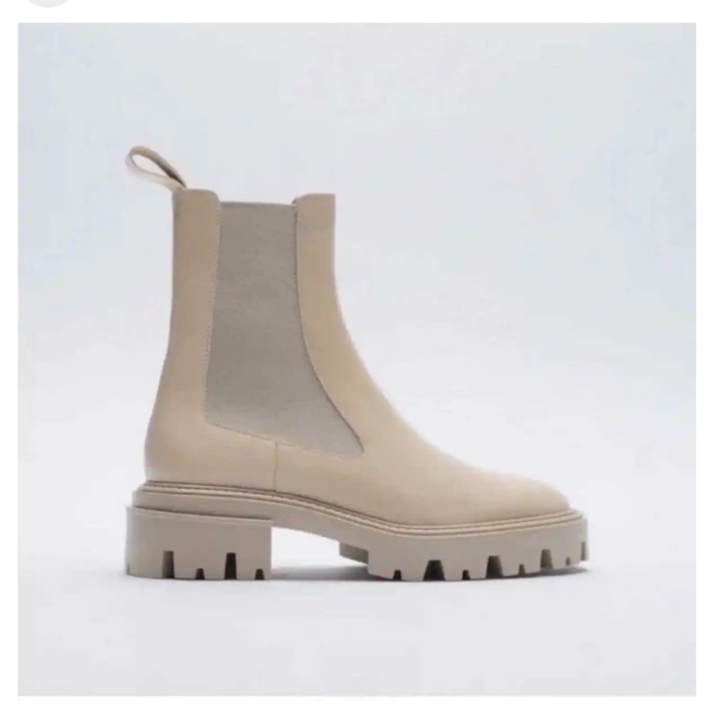 Zara Rubberized/ leather cream ankle boots